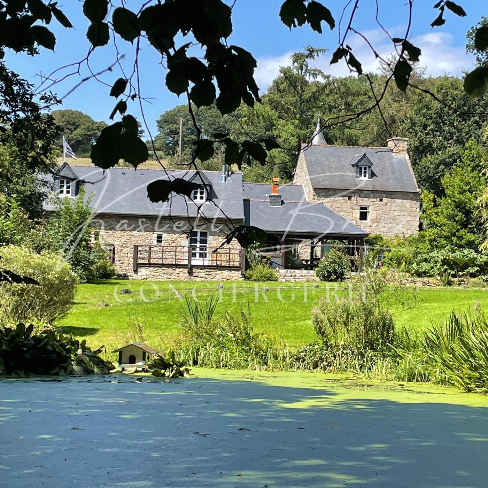 La Familiale Du Manoir De Kerollivier Villa Saint-Gilles-Pligeaux Dış mekan fotoğraf